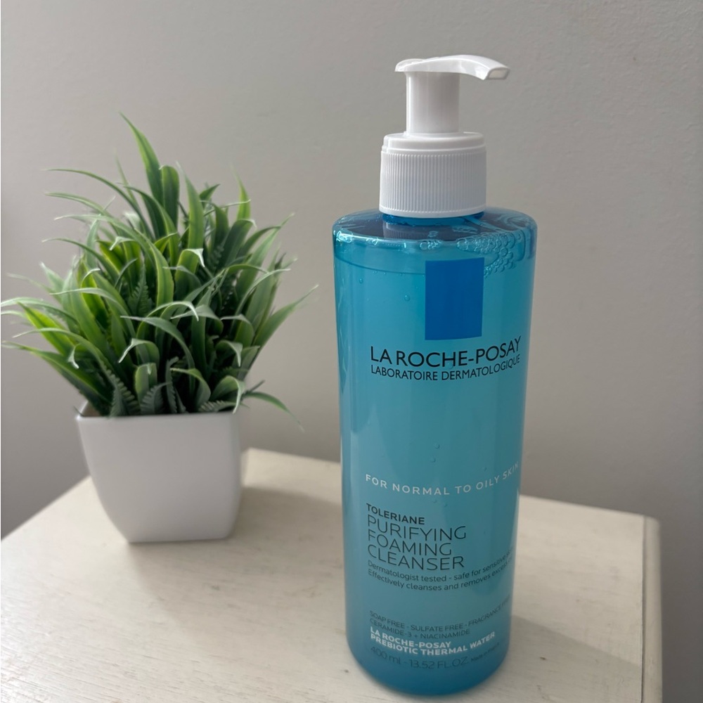 La Roche-Posay Toleriane Foaming Face Wash - Picture 9 of 10